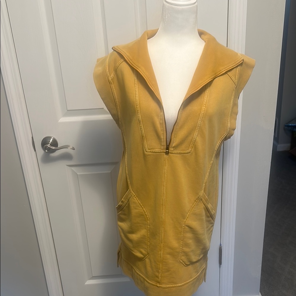 Yellow Sleeveless Zip-Up Vest